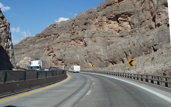 [I-15 in Virgin River Canyon]